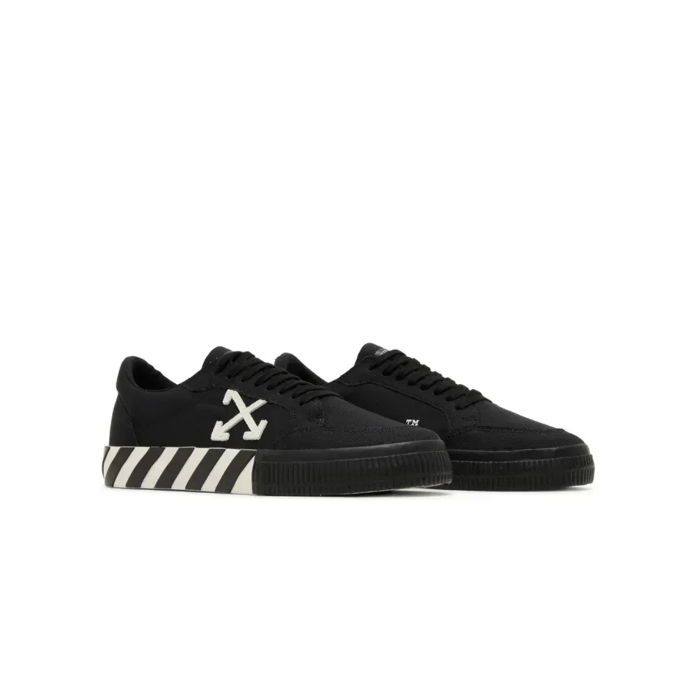 Tênis Off White Vulcanized Low Black — foto 1